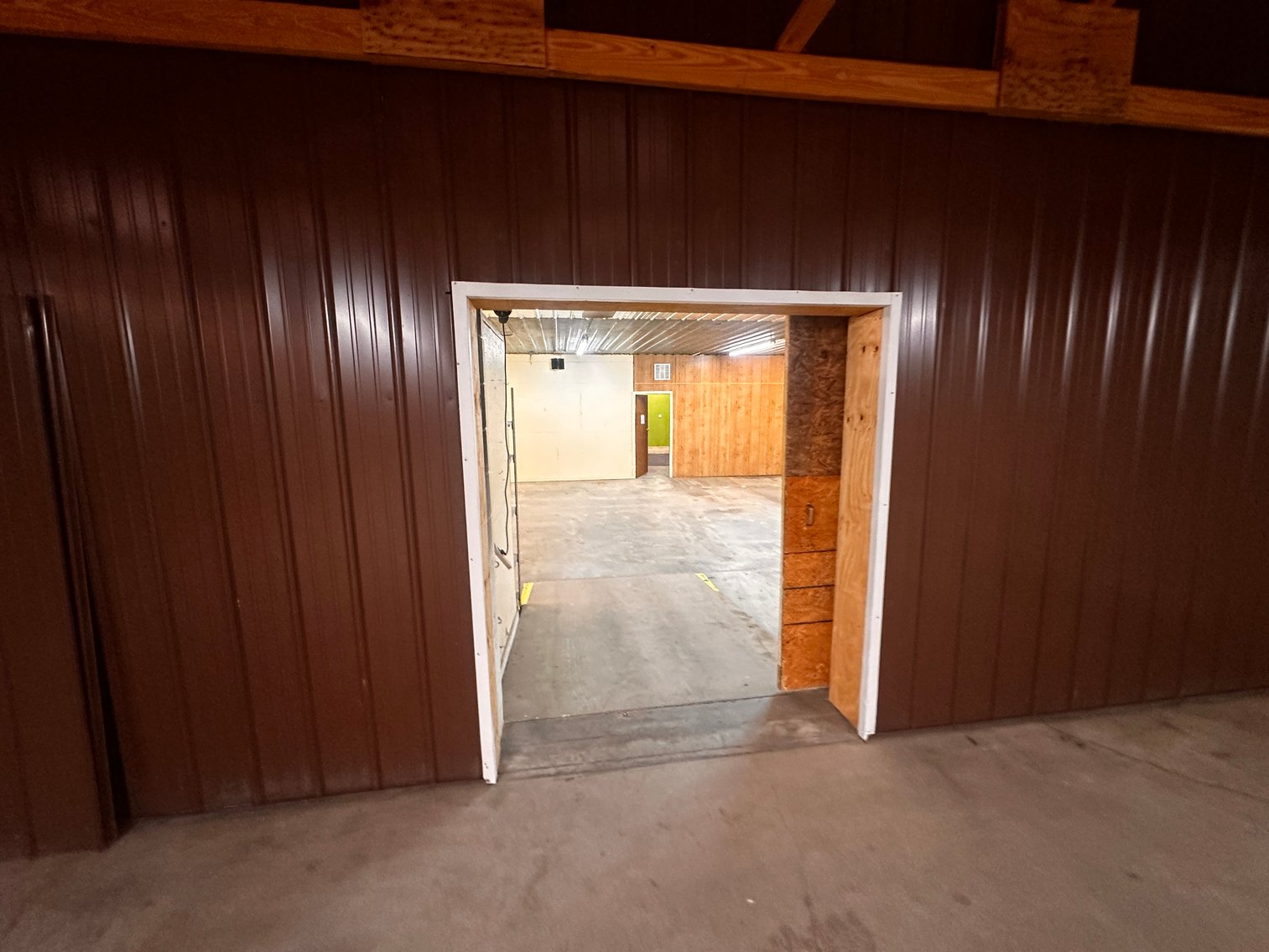 Image for 11,800 +/- sf. Income Producing Commercial Building Fronting Main Street in Broadway, VA--ONLINE ONLY BIDDING!!