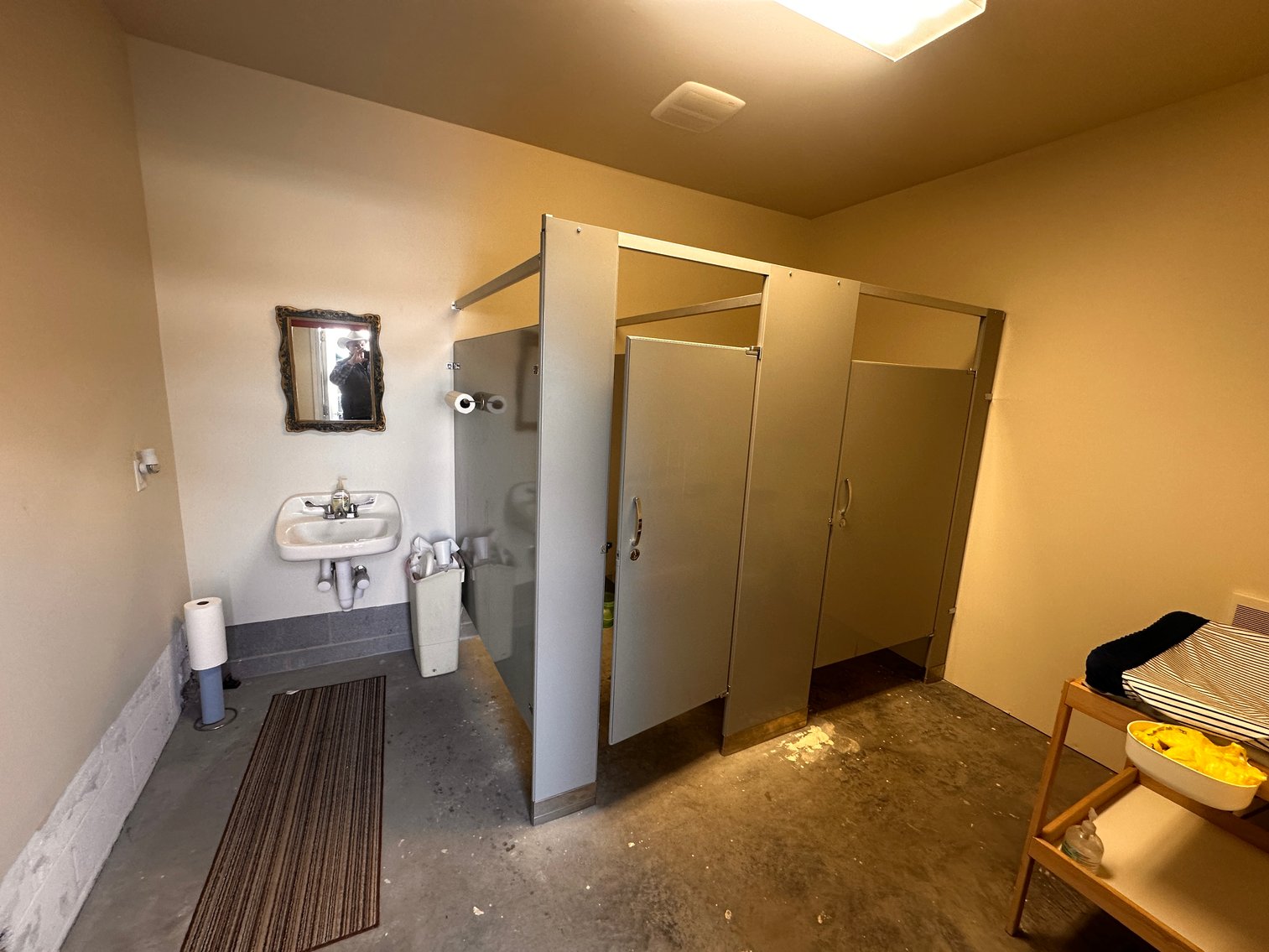 Image for 11,800 +/- sf. Income Producing Commercial Building Fronting Main Street in Broadway, VA--ONLINE ONLY BIDDING!!