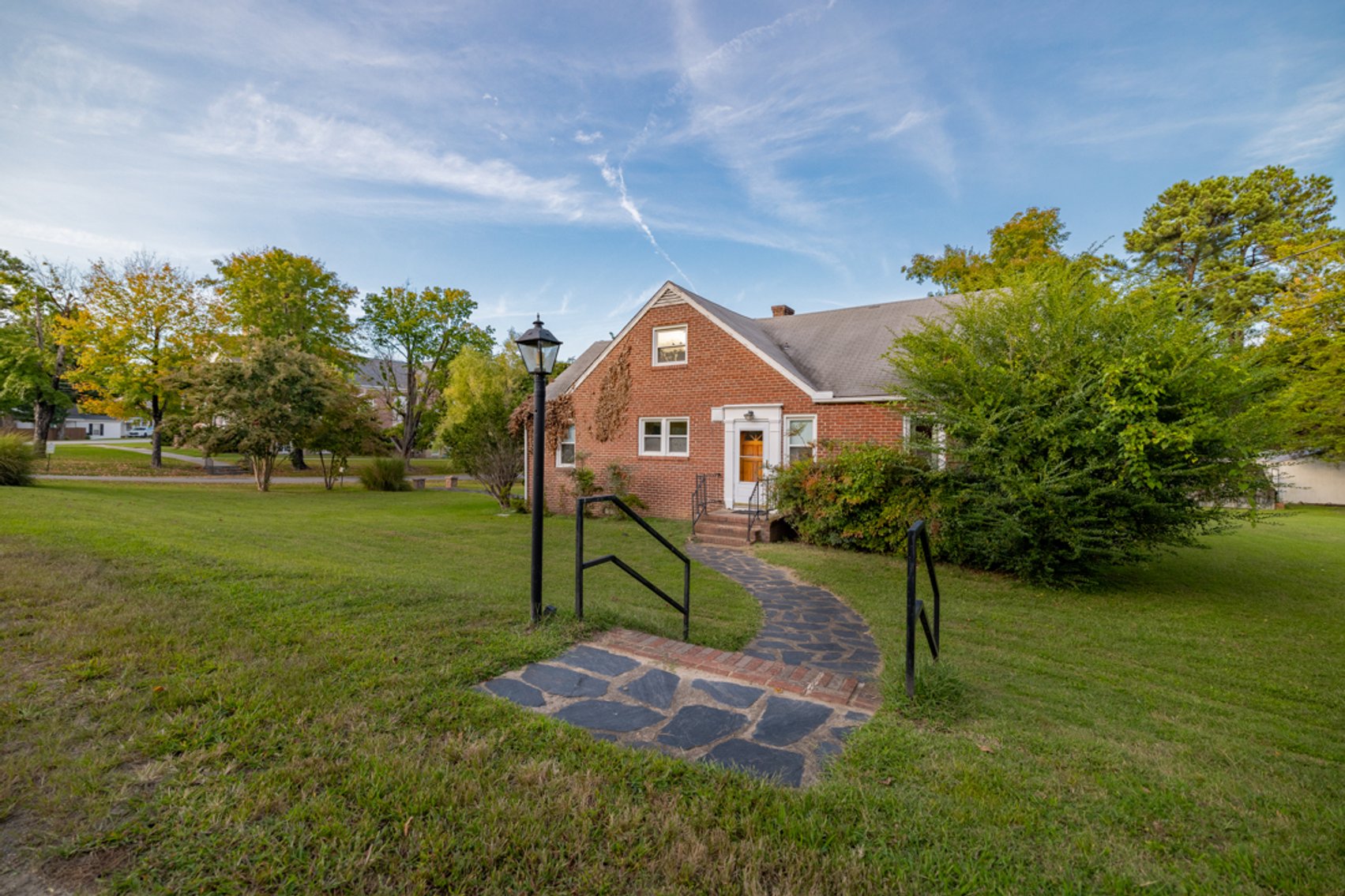 Image for 4 BR/2.5 BA Brick Home w/Basement on Large Corner Lot in the Town of Victoria, VA--ONLINE ONLY BIDDING!!