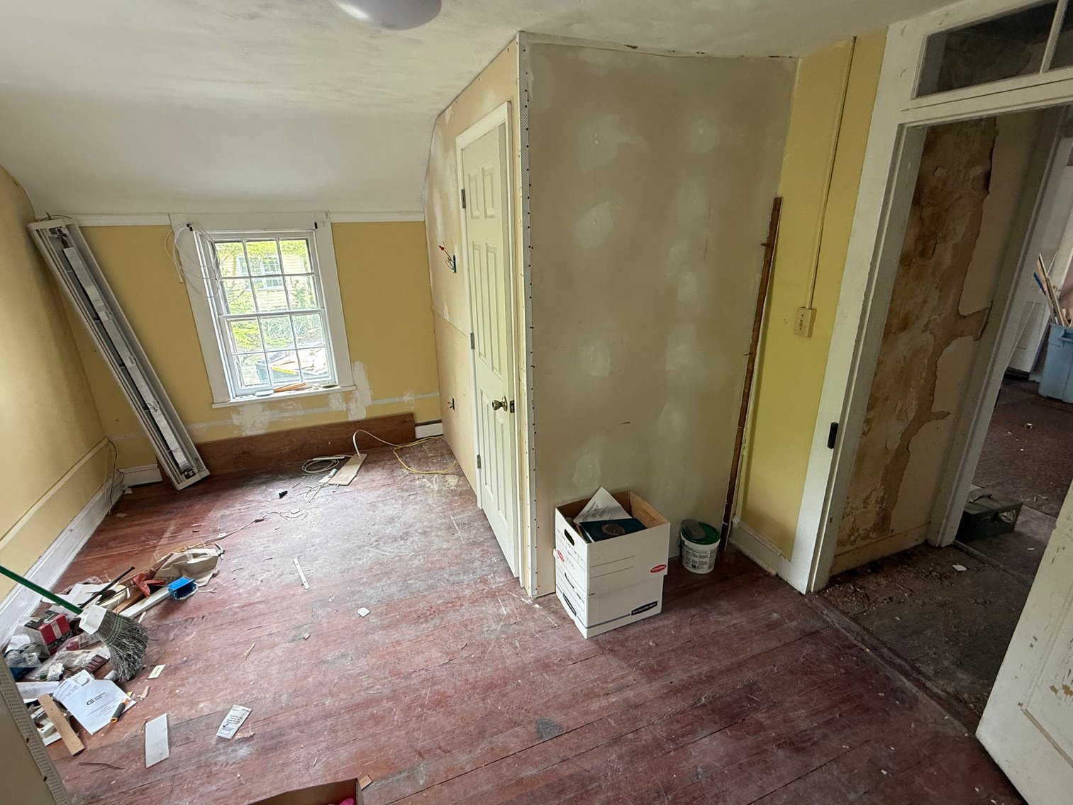 Image for 3 BR/1 BA Home & 3 BR/2 BA Home on .70 +/- Acre North King St. Double Lot in Historic Downtown Leesburg, VA--SELLING to the HIGHEST BIDDER!!