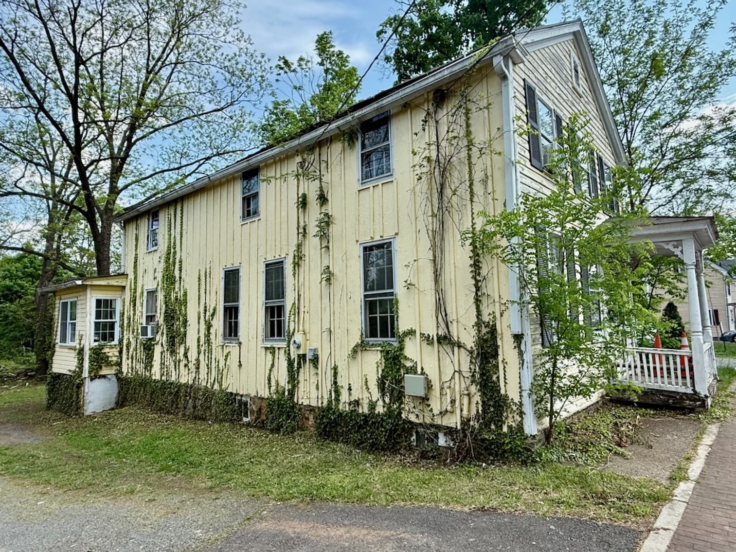 Image for 3 BR/1 BA Home & 3 BR/2 BA Home on .70 +/- Acre North King St. Double Lot in Historic Downtown Leesburg, VA--SELLING to the HIGHEST BIDDER!!