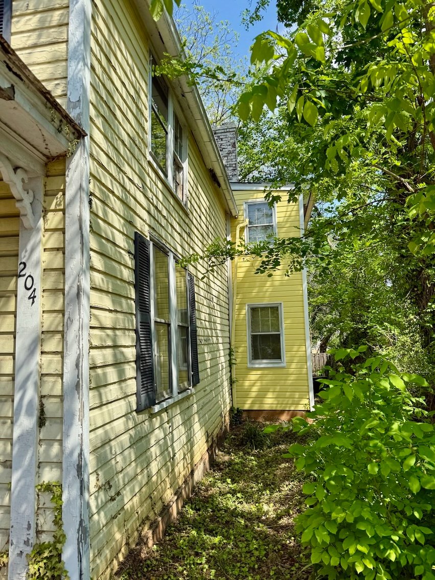 Image for 3 BR/1 BA Home & 3 BR/2 BA Home on .70 +/- Acre North King St. Double Lot in Historic Downtown Leesburg, VA--SELLING to the HIGHEST BIDDER!!
