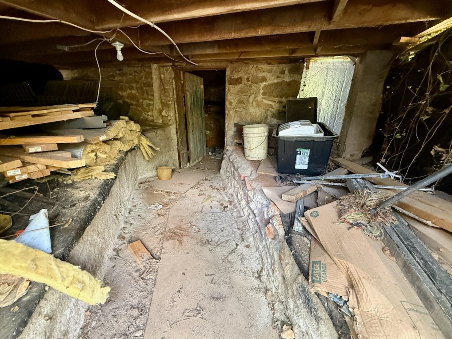 Image for 3 BR/1 BA Home & 3 BR/2 BA Home on .70 +/- Acre North King St. Double Lot in Historic Downtown Leesburg, VA--SELLING to the HIGHEST BIDDER!!