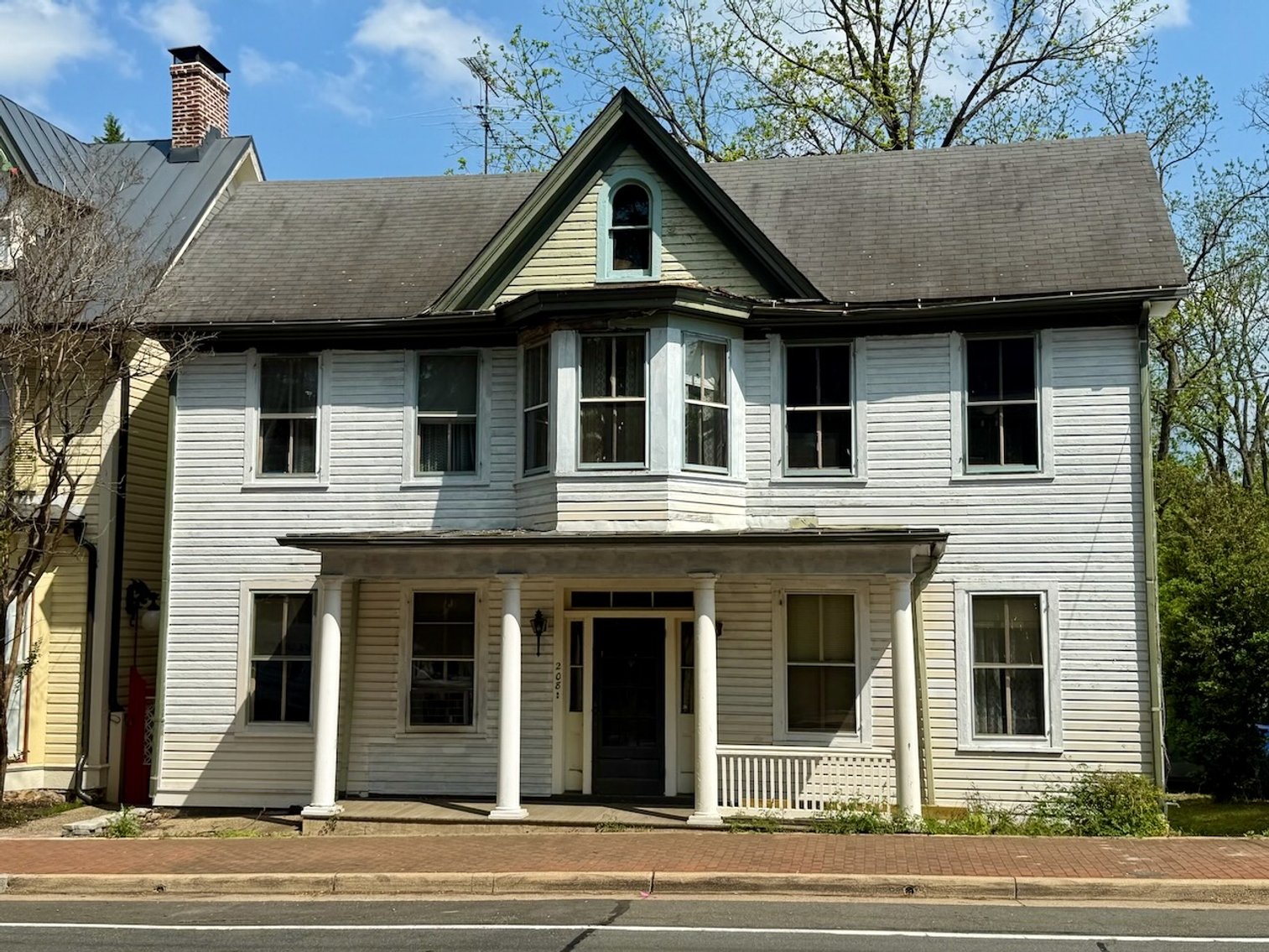 Image for 3 BR/1 BA Home & 3 BR/2 BA Home on .70 +/- Acre North King St. Double Lot in Historic Downtown Leesburg, VA--SELLING to the HIGHEST BIDDER!!