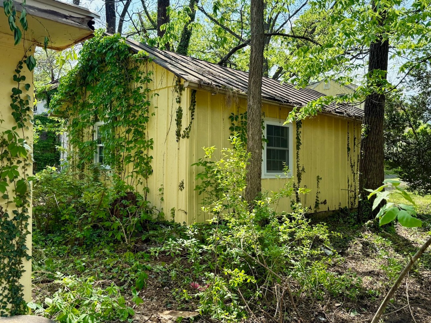 Image for 3 BR/1 BA Home & 3 BR/2 BA Home on .70 +/- Acre North King St. Double Lot in Historic Downtown Leesburg, VA--SELLING to the HIGHEST BIDDER!!