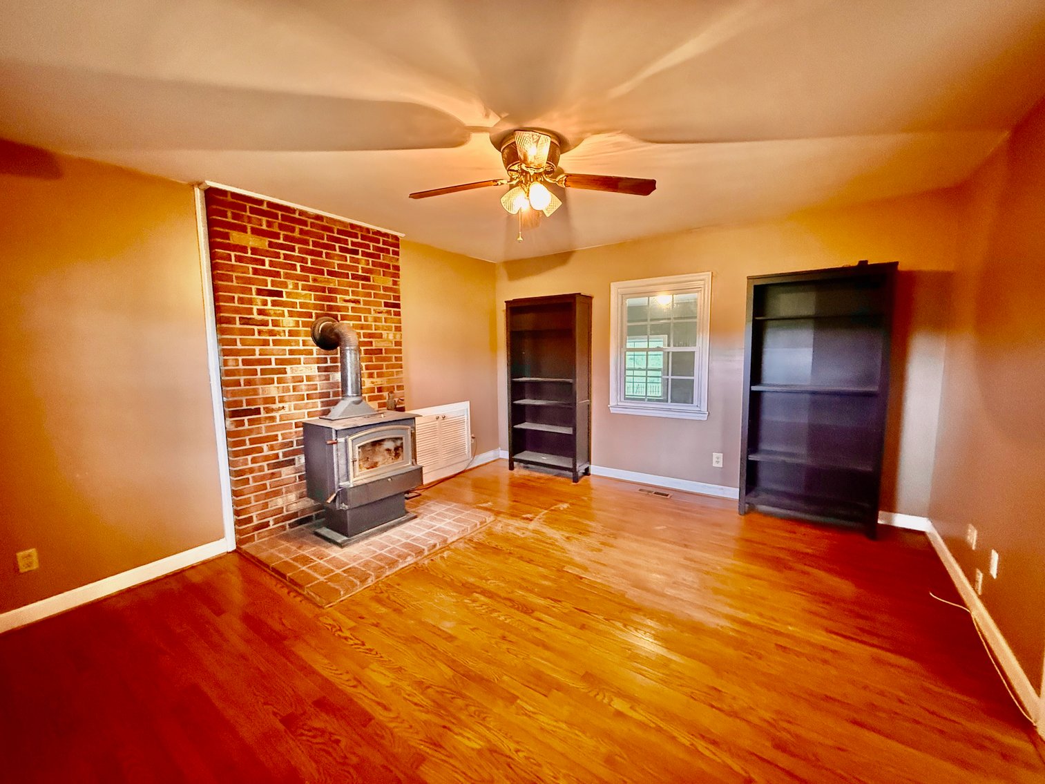 Image for 3 BR/2 BA Home w/Barns & Shop on 5.5 +/- Acres in Orange County, VA--SELLING to the HIGHEST BIDDER!!