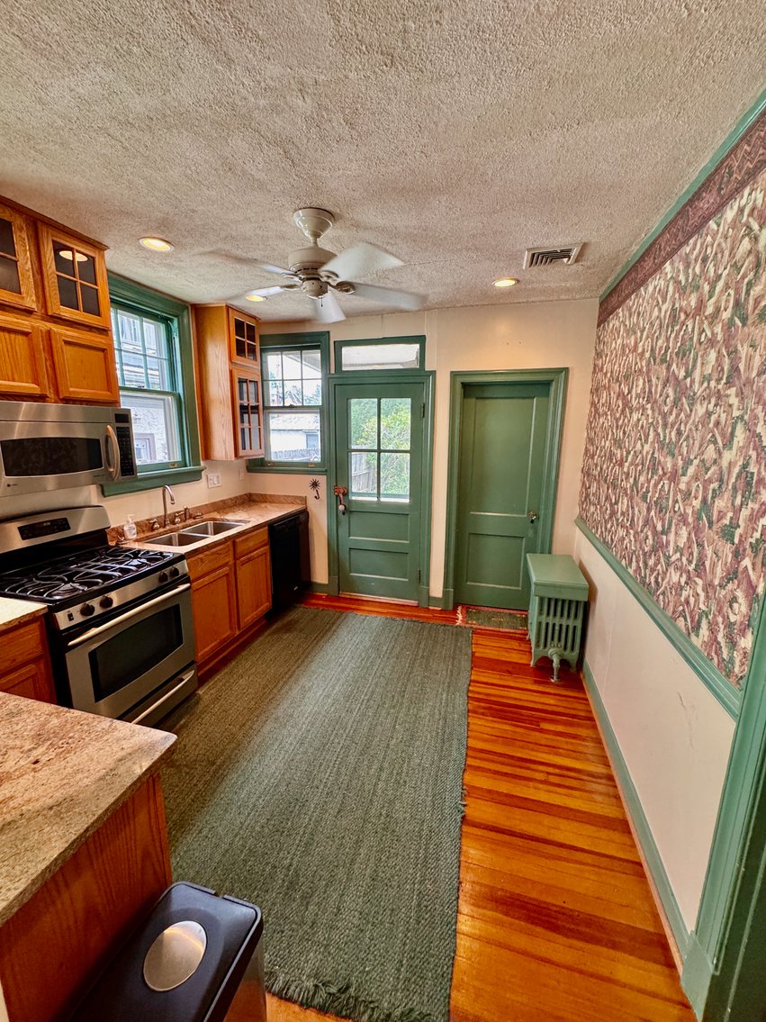 Image for 3 BR/1 BA Home w/Spacious Fenced Back Yard in the Bellevue Neighborhood of Downtown Richmond, VA--ONLINE ONLY BIDDING!!