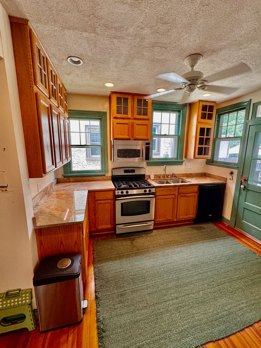 Image for 3 BR/1 BA Home w/Spacious Fenced Back Yard in the Bellevue Neighborhood of Downtown Richmond, VA--ONLINE ONLY BIDDING!!