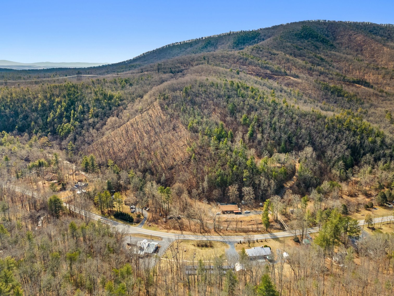 Image for Commercial Building/Restaurant & 3 BR/3 BA Stone Home w/550' +/- of road frontage on 2.8 +/- Acres in the Shenandoah Valley/Augusta County, VA--SELLING to the HIGHEST BIDDER!!