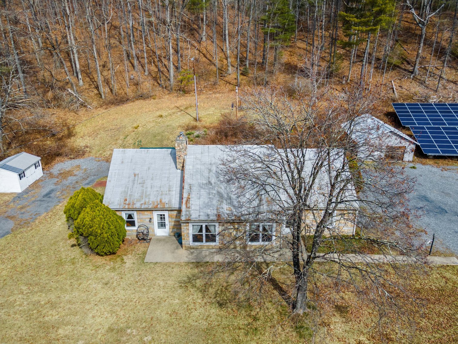 Image for Commercial Building/Restaurant & 3 BR/3 BA Stone Home w/550' +/- of road frontage on 2.8 +/- Acres in the Shenandoah Valley/Augusta County, VA--SELLING to the HIGHEST BIDDER!!