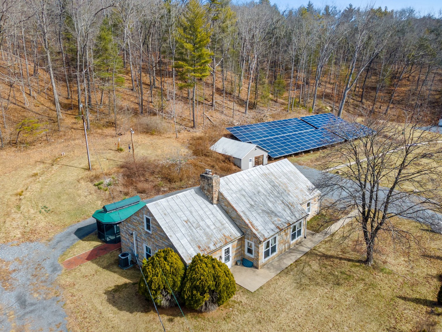 Image for Commercial Building/Restaurant & 3 BR/3 BA Stone Home w/550' +/- of road frontage on 2.8 +/- Acres in the Shenandoah Valley/Augusta County, VA--SELLING to the HIGHEST BIDDER!!