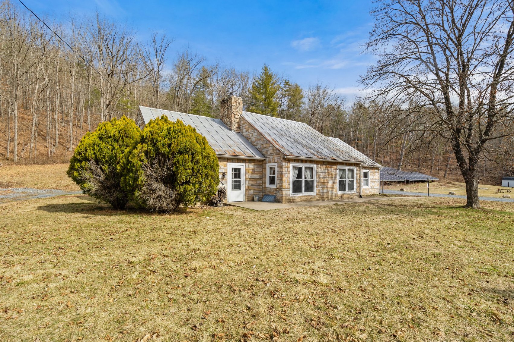 Image for Commercial Building/Restaurant & 3 BR/3 BA Stone Home w/550' +/- of road frontage on 2.8 +/- Acres in the Shenandoah Valley/Augusta County, VA--SELLING to the HIGHEST BIDDER!!