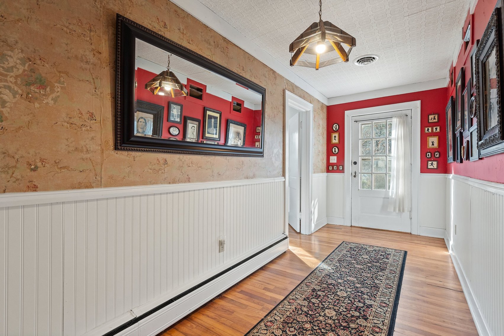 Image for Commercial Building/Restaurant & 3 BR/3 BA Stone Home w/550' +/- of road frontage on 2.8 +/- Acres in the Shenandoah Valley/Augusta County, VA--SELLING to the HIGHEST BIDDER!!