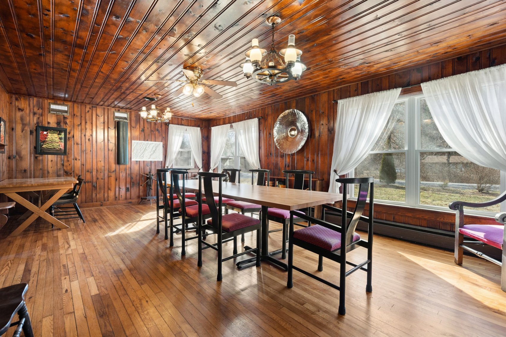 Image for Commercial Building/Restaurant & 3 BR/3 BA Stone Home w/550' +/- of road frontage on 2.8 +/- Acres in the Shenandoah Valley/Augusta County, VA--SELLING to the HIGHEST BIDDER!!