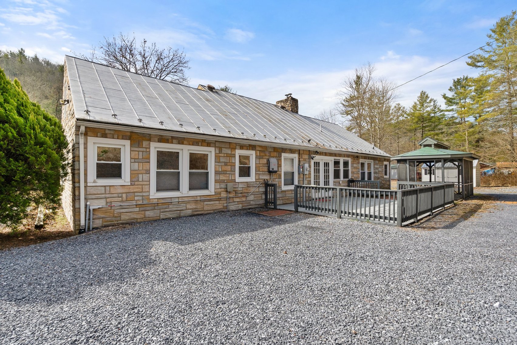 Image for Commercial Building/Restaurant & 3 BR/3 BA Stone Home w/550' +/- of road frontage on 2.8 +/- Acres in the Shenandoah Valley/Augusta County, VA--SELLING to the HIGHEST BIDDER!!