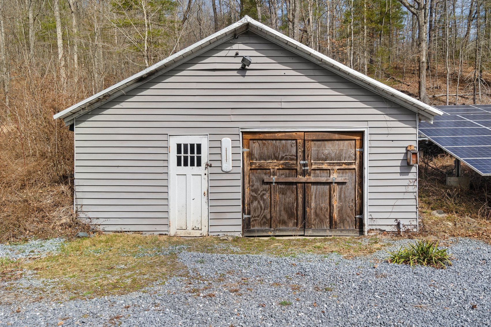 Image for Commercial Building/Restaurant & 3 BR/3 BA Stone Home w/550' +/- of road frontage on 2.8 +/- Acres in the Shenandoah Valley/Augusta County, VA--SELLING to the HIGHEST BIDDER!!