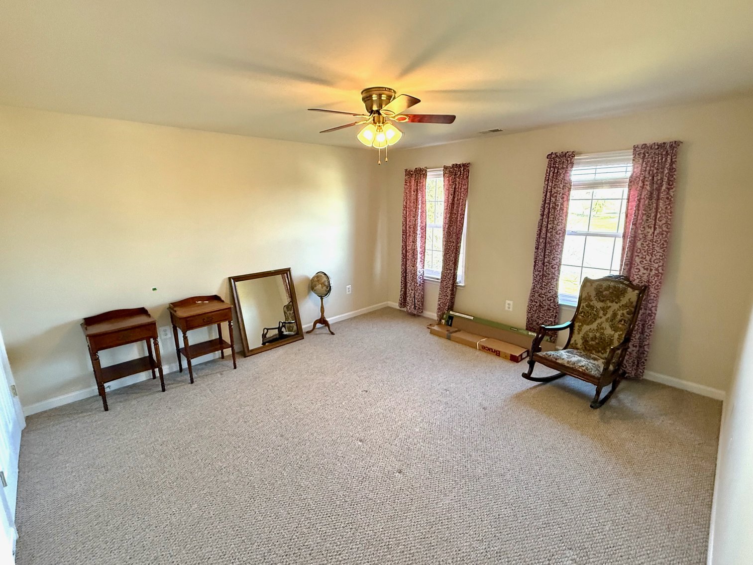 Image for 4 BR/3.5 BA Home on 1.53 +/- Acre Cul-de-Sac Lot in Spruce Hill Estates in Charles Town, WV--SELLING to the HIGHEST BIDDER!!