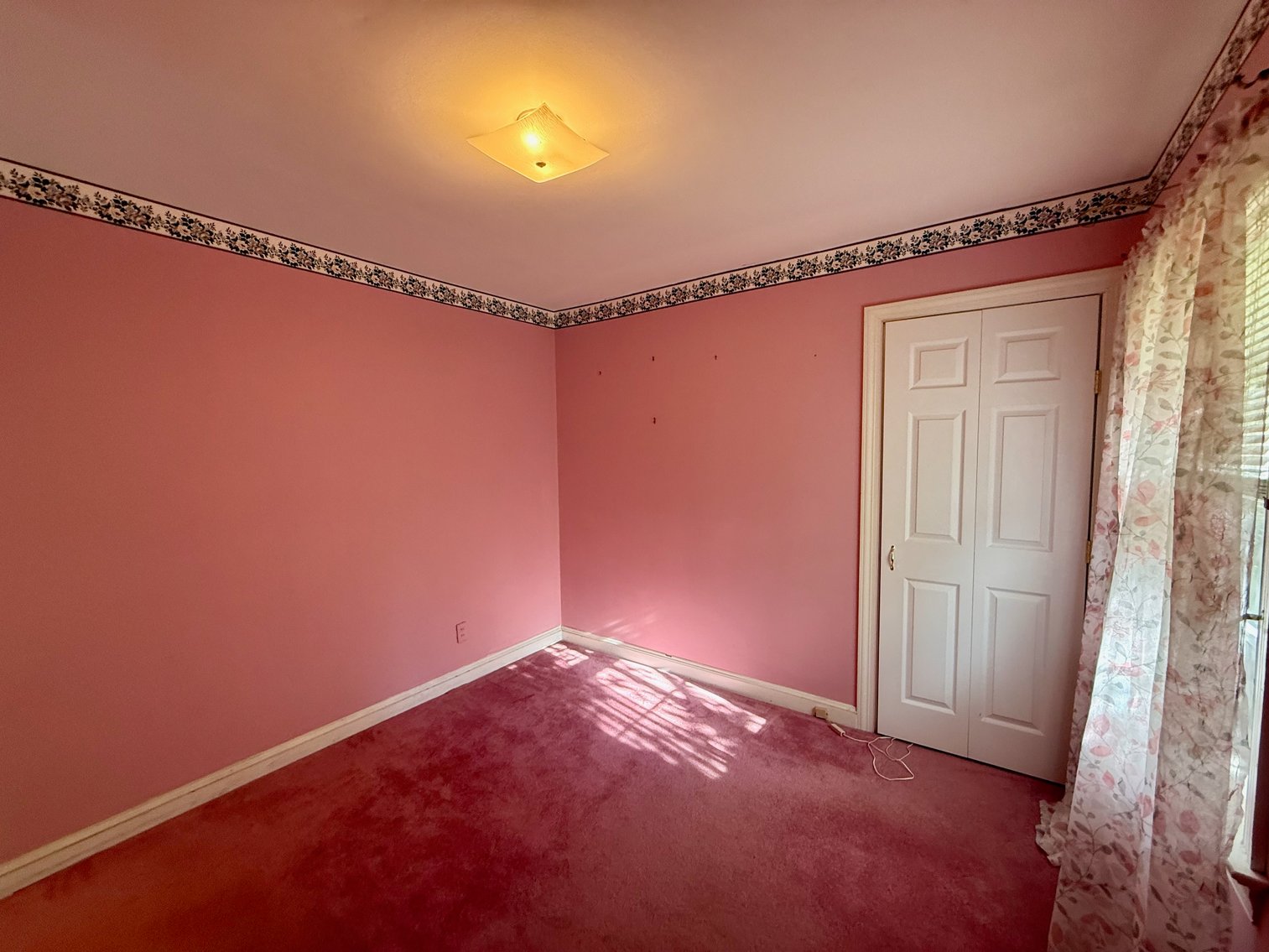 Image for 3 BR/1 BA Home w/Fenced Yard Near Downtown Culpeper, VA--SELLING to the HIGHEST BIDDER via ONLINE ONLY BIDDING!!