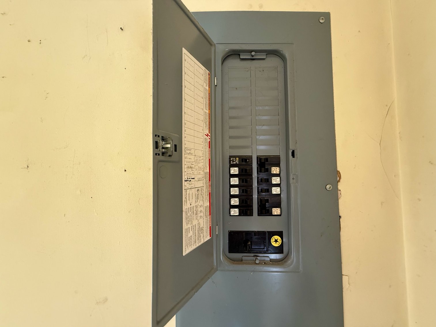 Image for 3 BR/1 BA Home w/Fenced Yard Near Downtown Culpeper, VA--SELLING to the HIGHEST BIDDER via ONLINE ONLY BIDDING!!