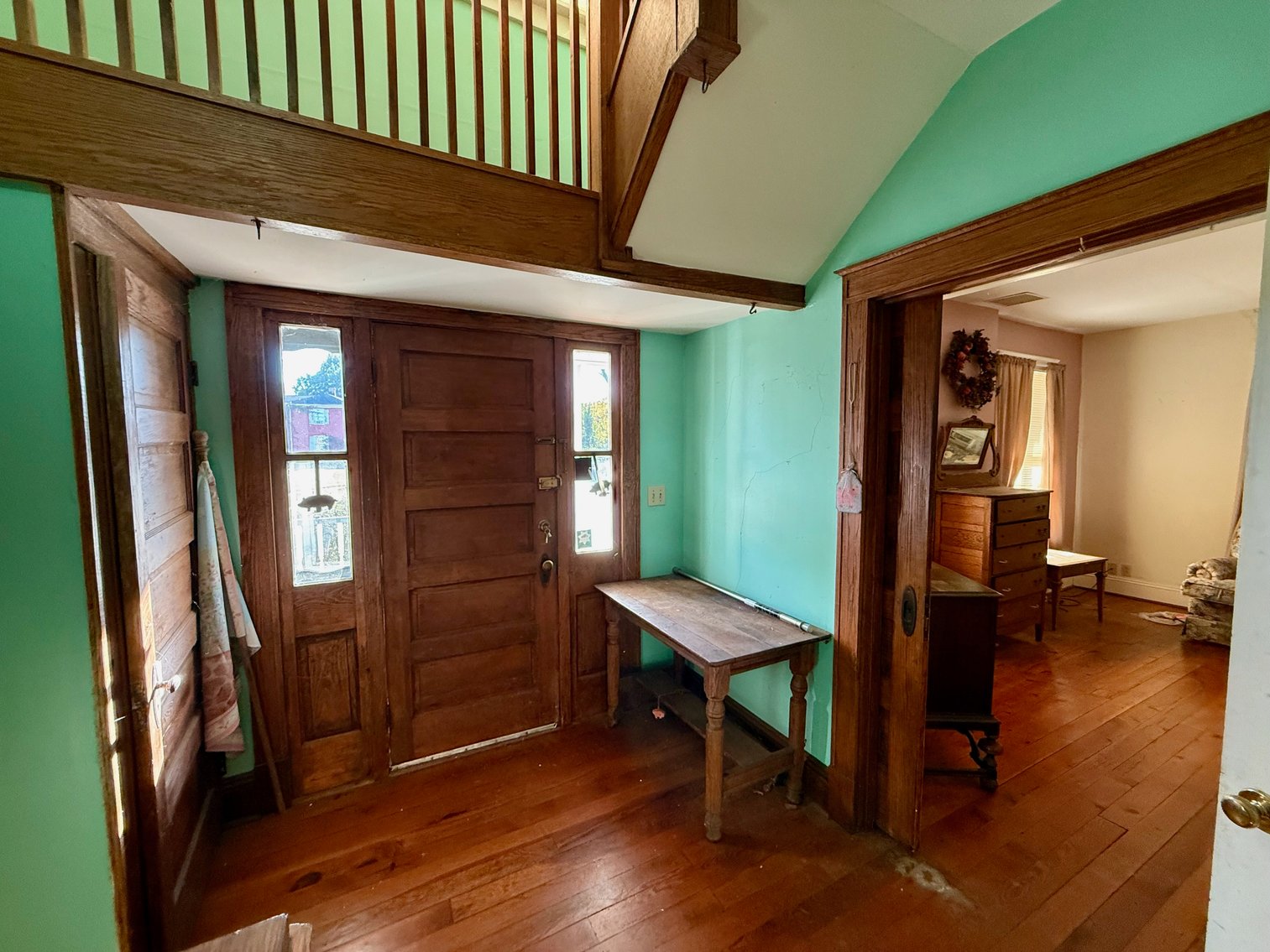 Image for 5 BR/2 BA Home on 1 +/- Acre Lot in The Town of Gordonsville, VA--ONLINE ONLY BIDDING!!