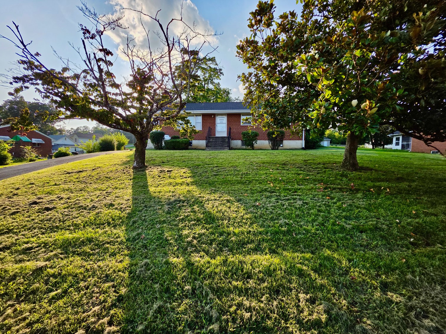 Image for 2 BR/2 BA Brick Home w/Full Basement on 1 +/- Acre Lot in the Cloverdale Area of Roanoke, VA--ONLINE ONLY BIDDING!!