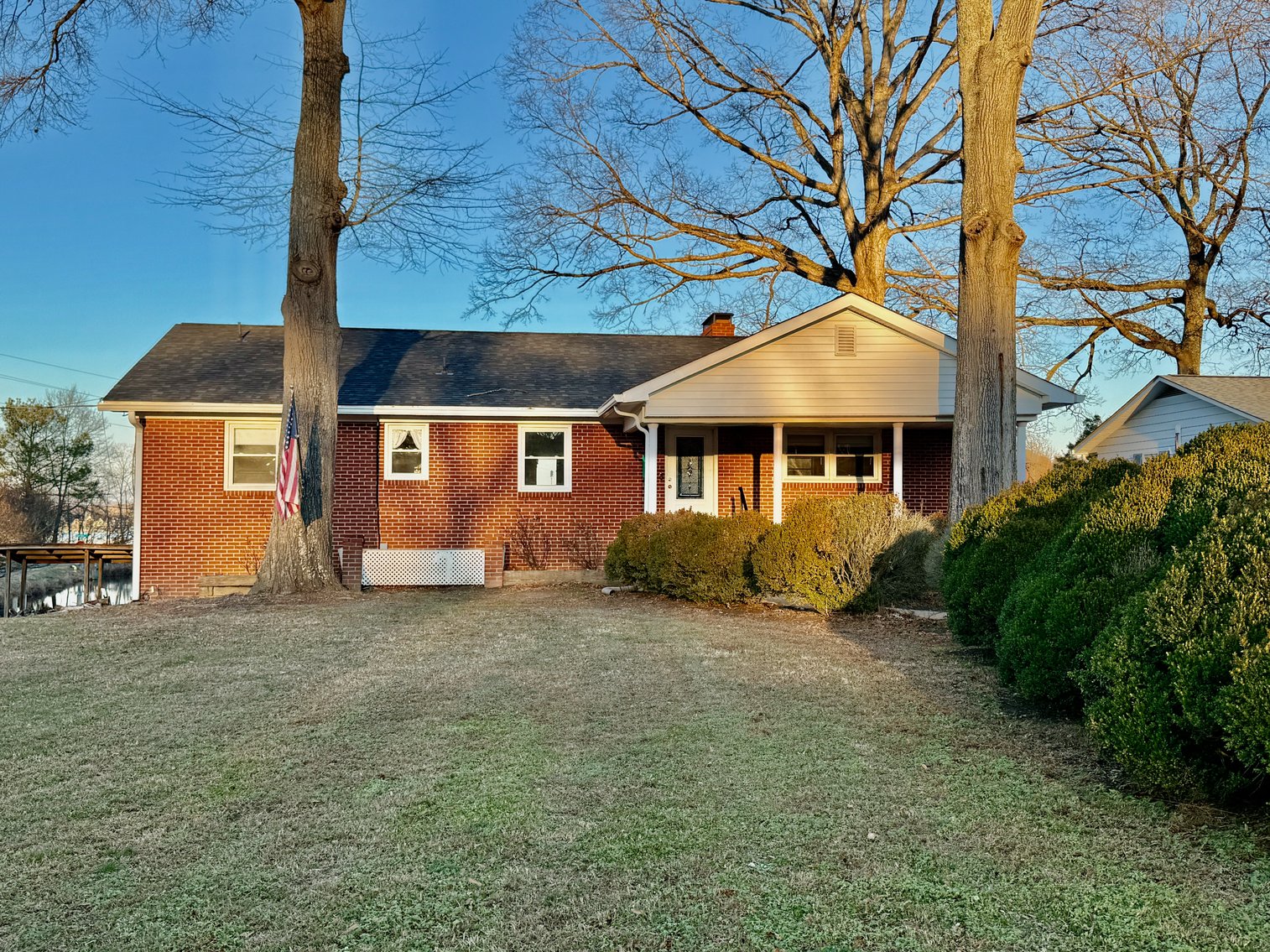 Image for 3 BR/2 BA Brick Home w/Basement Fronting Pond & Views of Mattox Creek in Colonial Beach, VA--SELLING to the HIGHEST BIDDER!!