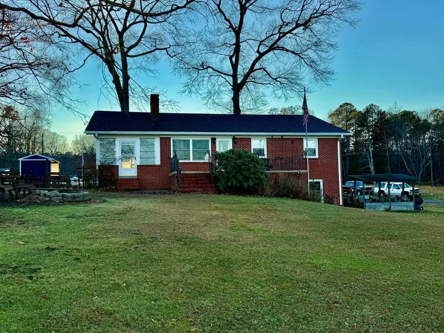 Image for 3 BR/2 BA Brick Home w/Basement Fronting Pond & Views of Mattox Creek in Colonial Beach, VA--SELLING to the HIGHEST BIDDER!!