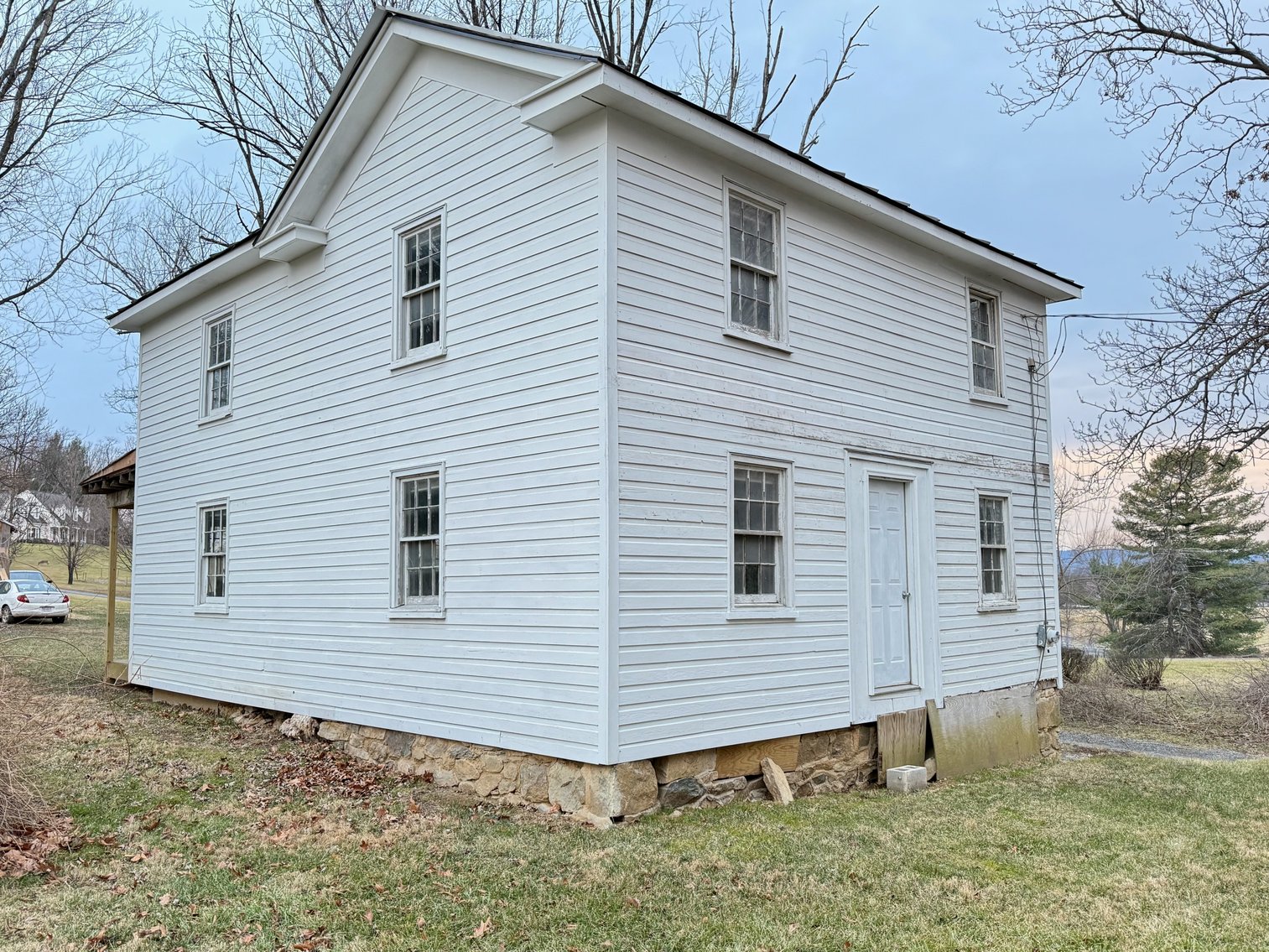 Image for 3 BR Partially Renovated Home on 1.47 +/- Acres in Loudoun County, VA