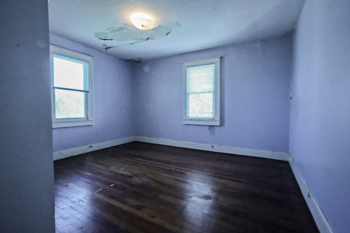 Image for 4 BR/2 BA Home on 1.45 +/- Acres in the Town of Crewe, VA (Nottoway County)--SELLING to the HIGHEST BIDDER via ONLINE ONLY BIDDING!!