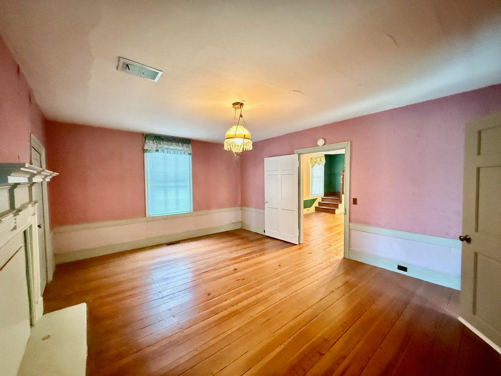 Image for 3 BR/2 BA Home (circa 1829) w/Business Zoning on Main Street in Downtown Madison, VA--SELLING to the HIGHEST BIDDER via ONLINE ONLY BIDDING!!