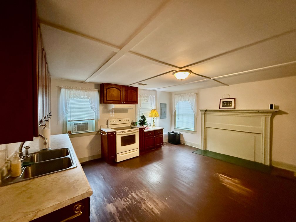 Image for 3 BR/2 BA Home (circa 1829) w/Business Zoning on Main Street in Downtown Madison, VA--SELLING to the HIGHEST BIDDER via ONLINE ONLY BIDDING!!