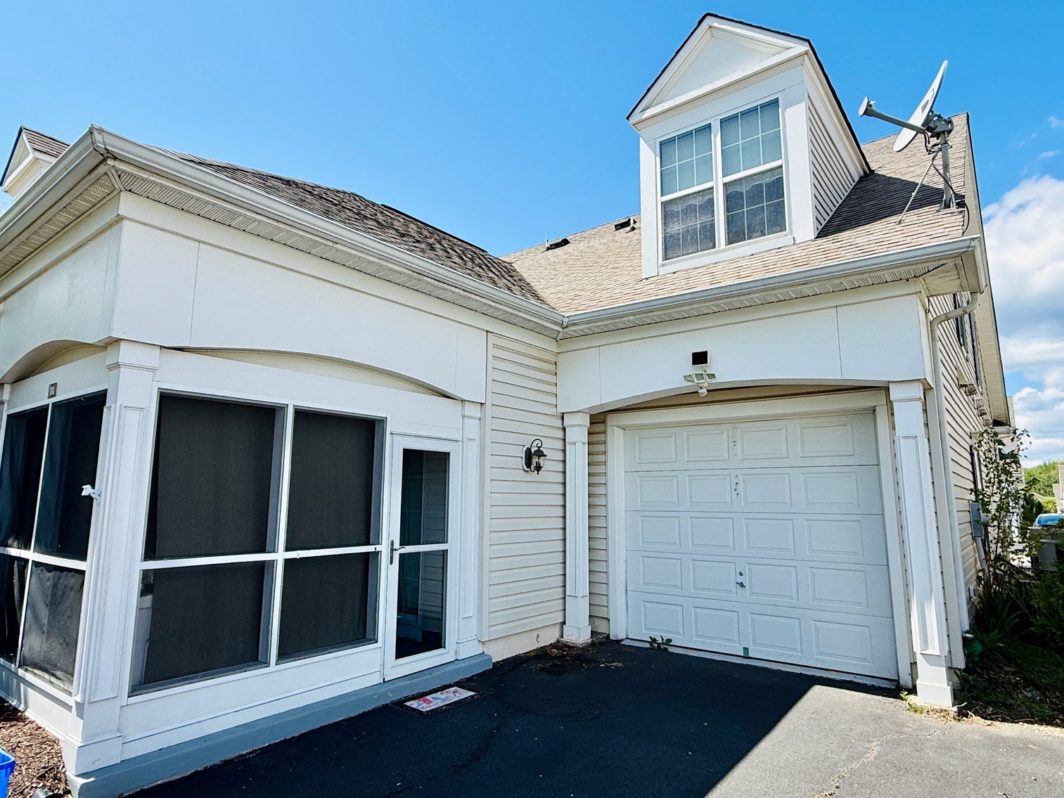 Image for 3 BR/2.5 BA End-Unit Villa in the 55+ Active Adult Community of Heritage Highlands--Loudoun County, VA