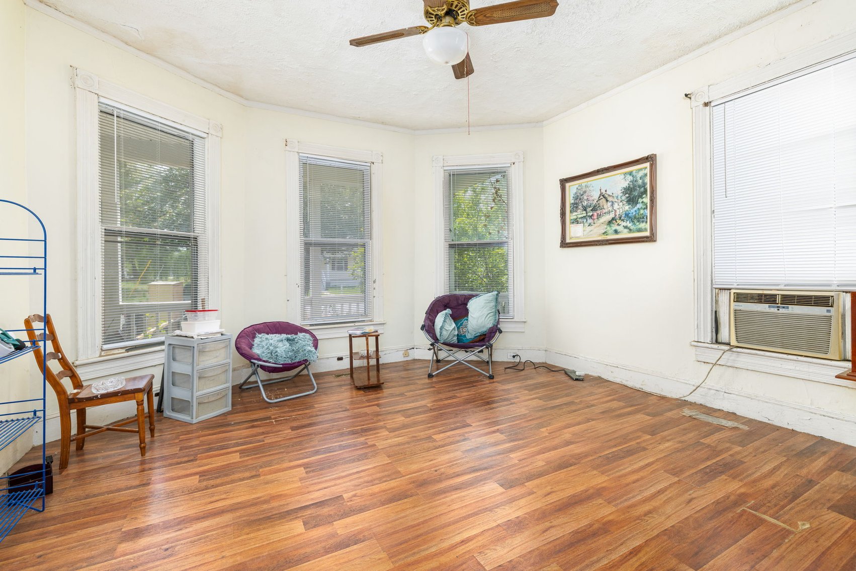 Image for 6 BR/2.5 BA Victorian Style Home on .44 +/- Acre Lot in the Town of Victoria, VA--SELLING to the HIGHEST BIDDER via ONLINE ONLY BIDDING!!