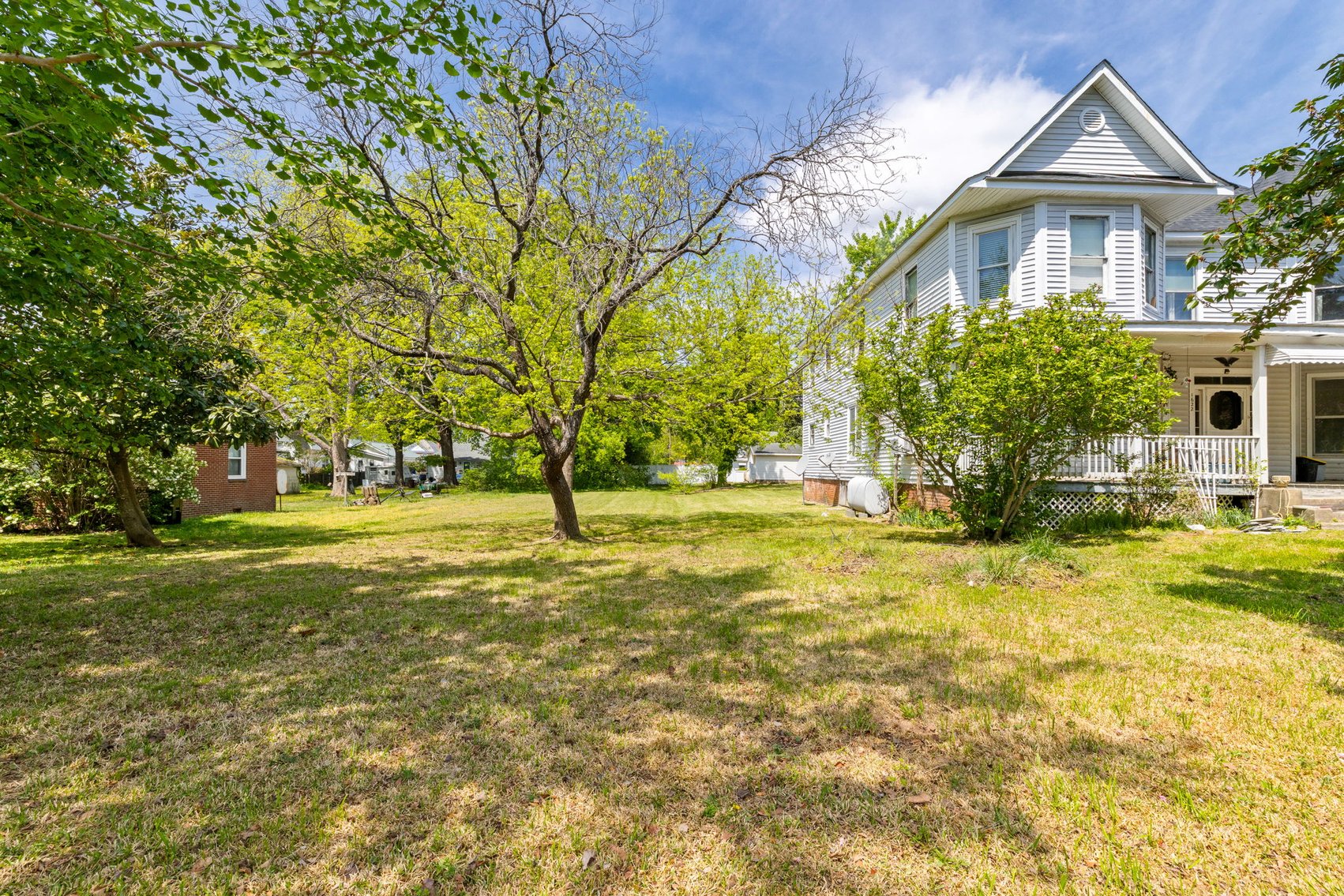 Image for 6 BR/2.5 BA Victorian Style Home on .44 +/- Acre Lot in the Town of Victoria, VA--SELLING to the HIGHEST BIDDER via ONLINE ONLY BIDDING!!