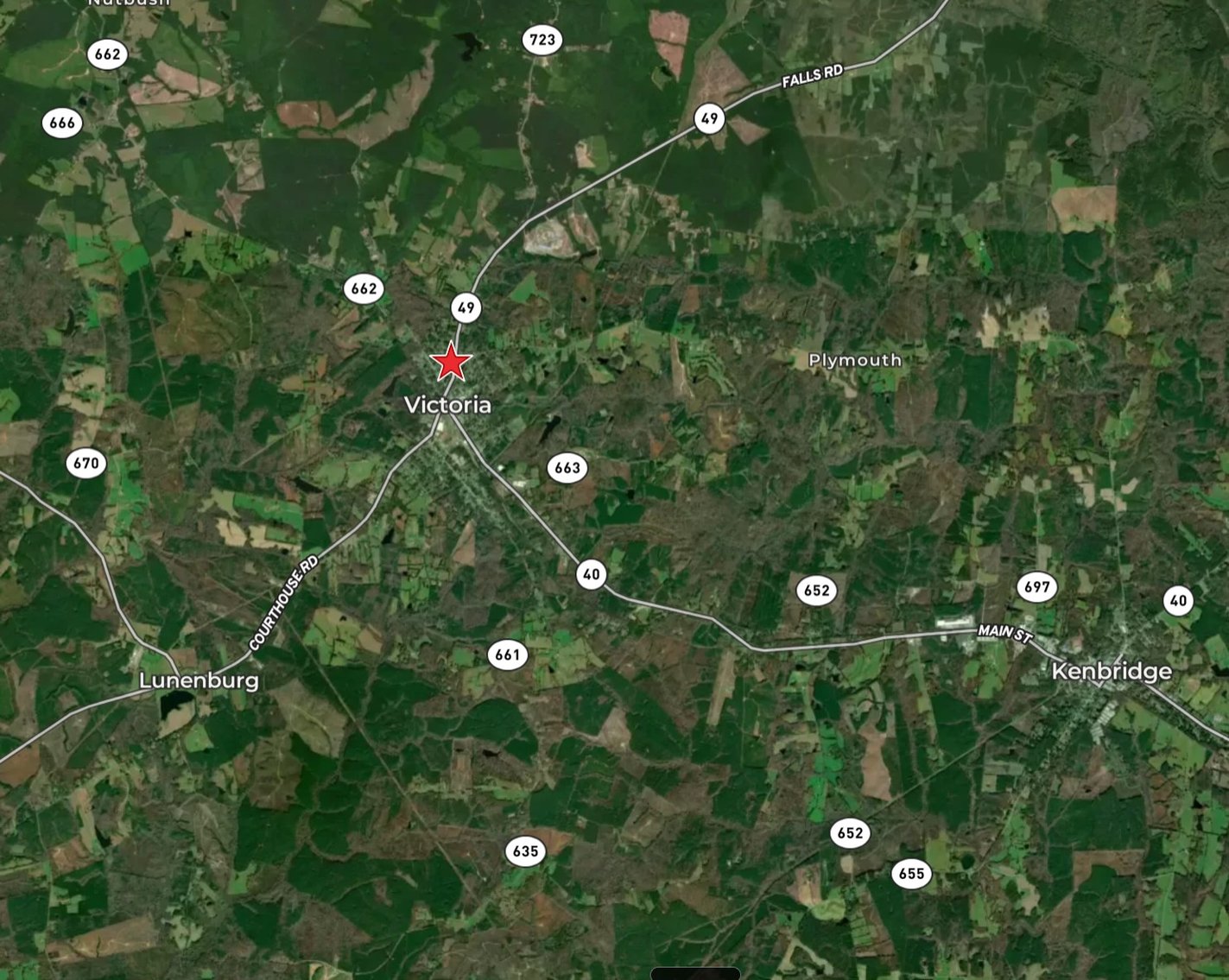 Image for 6 BR/2.5 BA Victorian Style Home on .44 +/- Acre Lot in the Town of Victoria, VA--SELLING to the HIGHEST BIDDER via ONLINE ONLY BIDDING!!