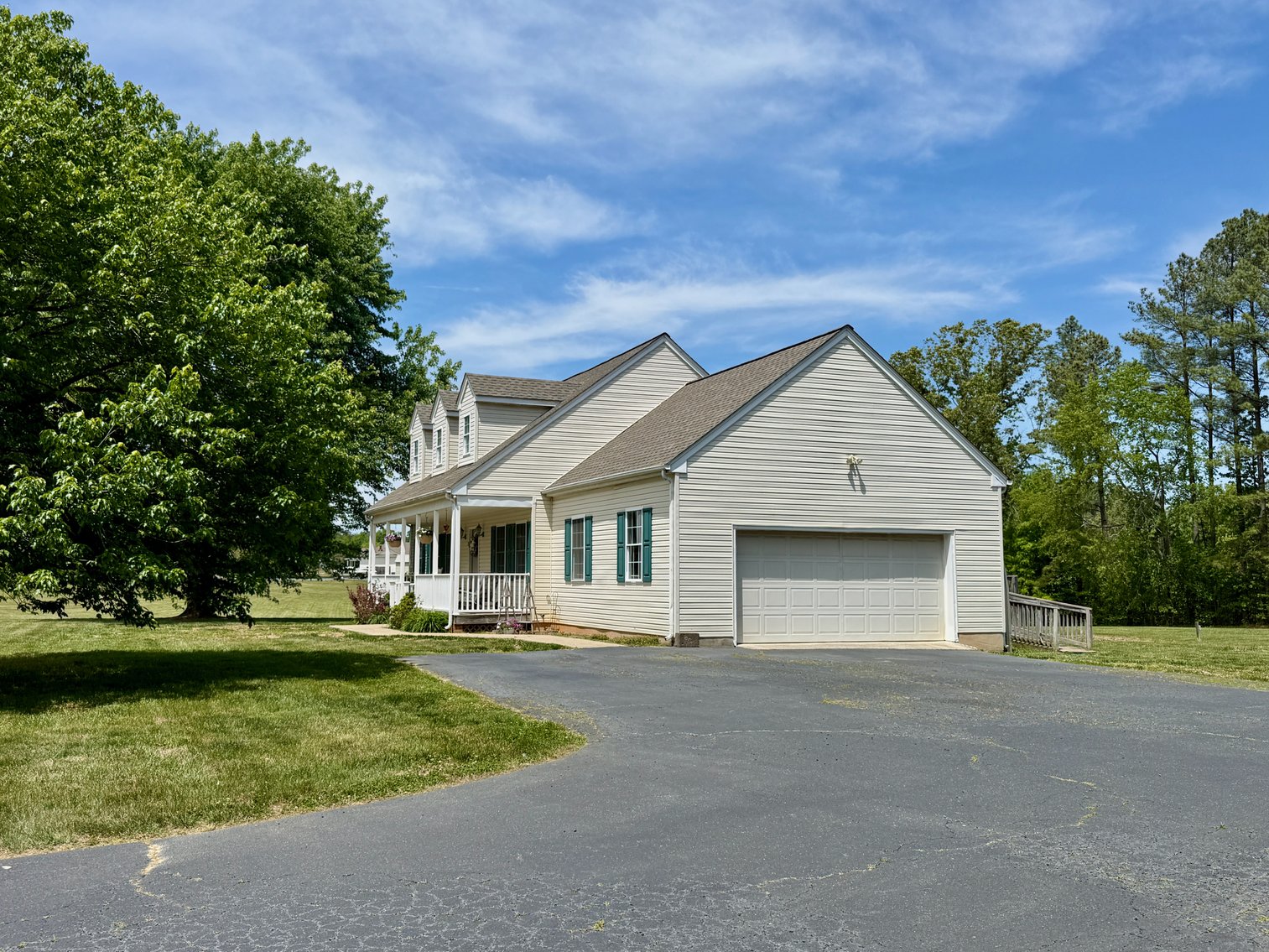 Image for 5 BR/3 BA Home w/Attached 2 Car Garage on 4.3 +/- Acres in Louisa County, VA