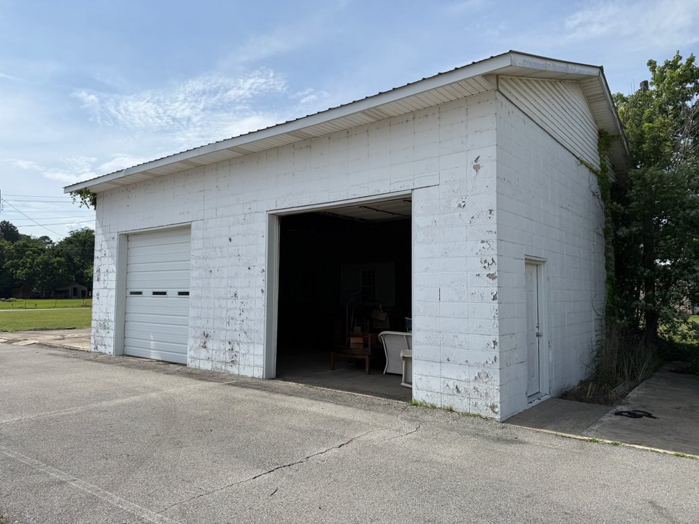 Image for 6,000 Sq. Ft. Commercial Building on 1.92+/- Acres – Piggott, Arkansas