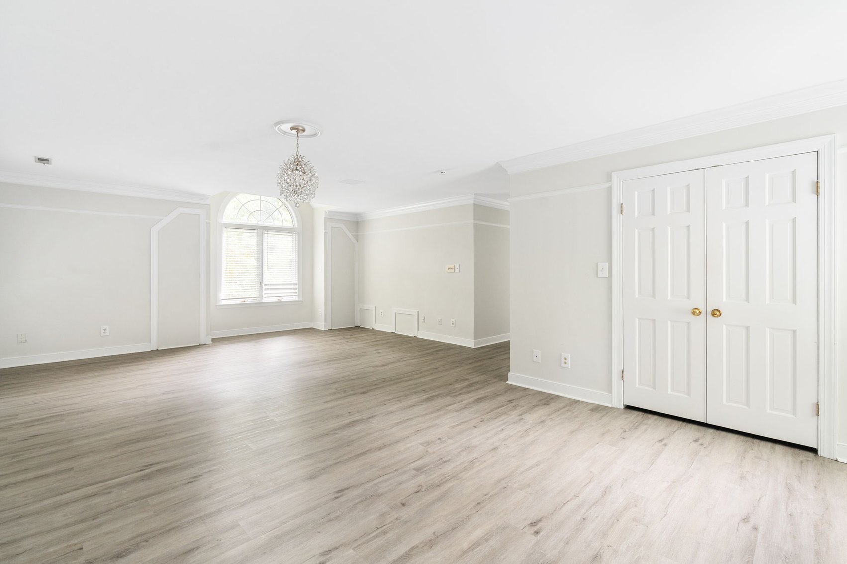 Image for UNDER CONTRACT | 5,003± SF Cape Cod-Style Home | Milhaven Acres Subdivision | 4670 E. Williamsburg Road | Sandston, VA
