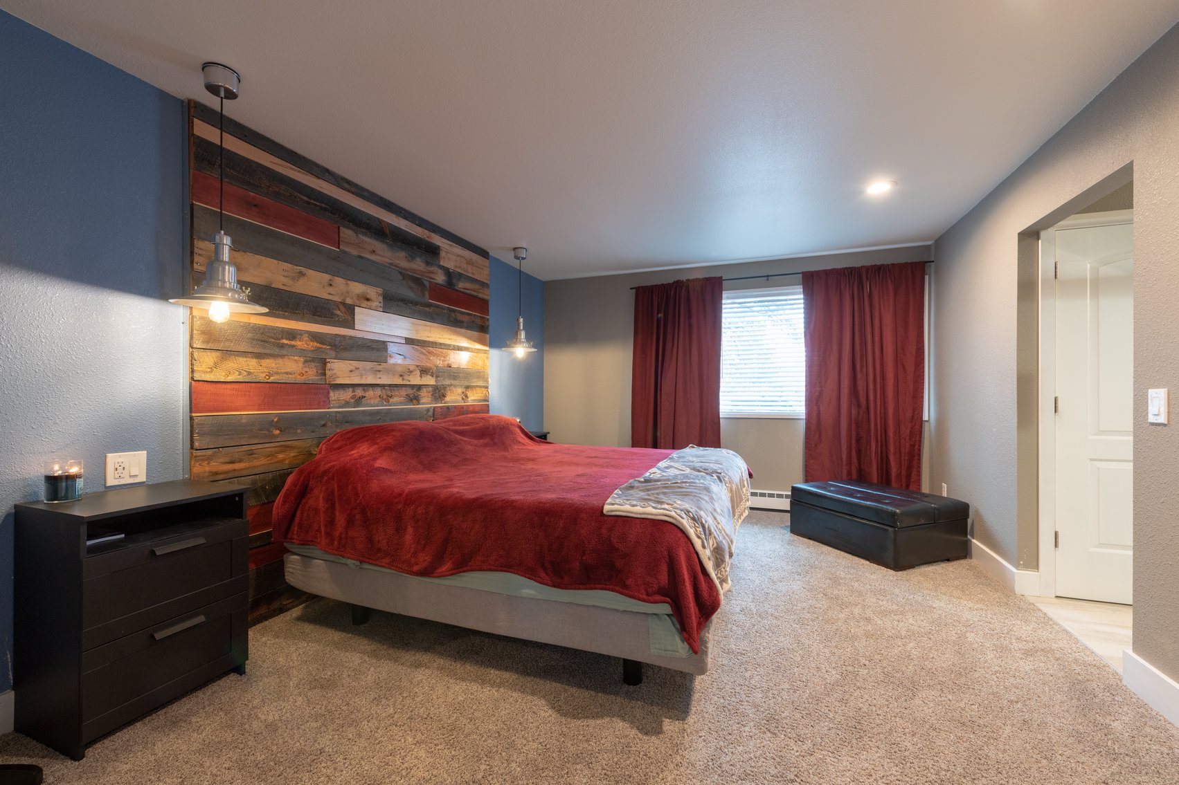 Image for $517,000 - Beautiful Monument HOME FOR SALE