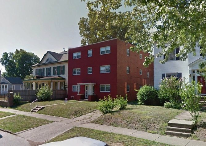 Image for Decatur IL: 6,500±SF 6 Unit Apartment Building at 615 W Prairie Ave Decatur, IL 62522 (Macon County)