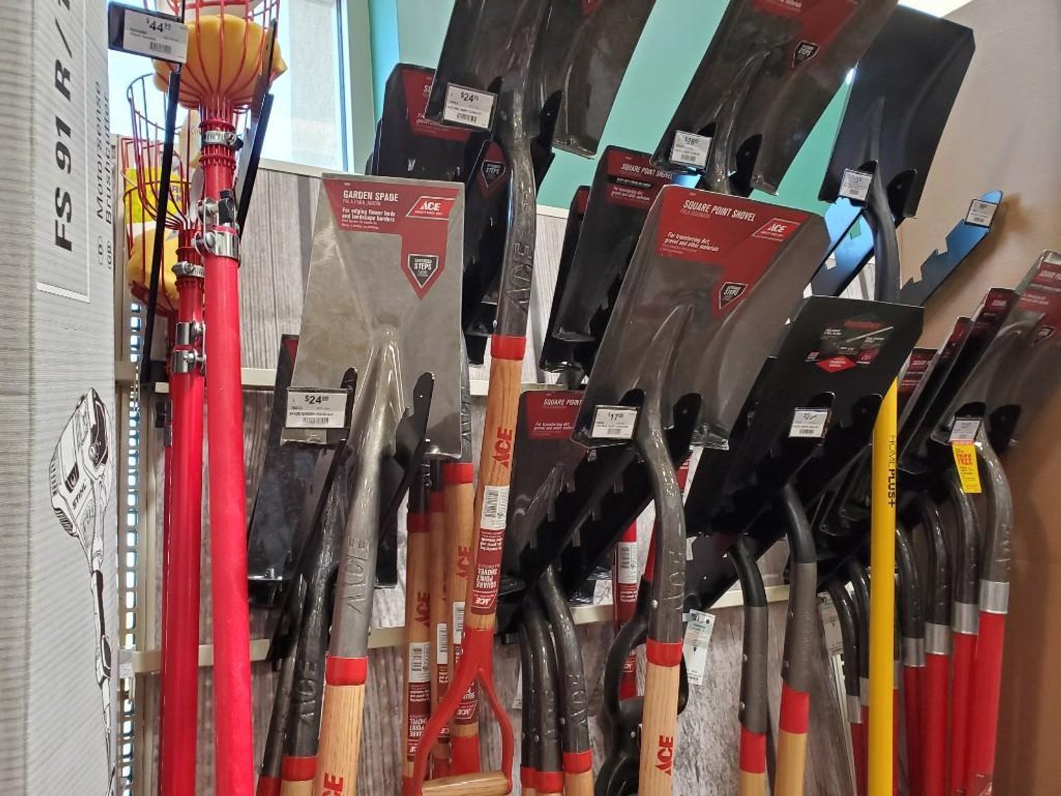 Image for Cathedral City, CA: Auction of Complete Ace Hardware Store