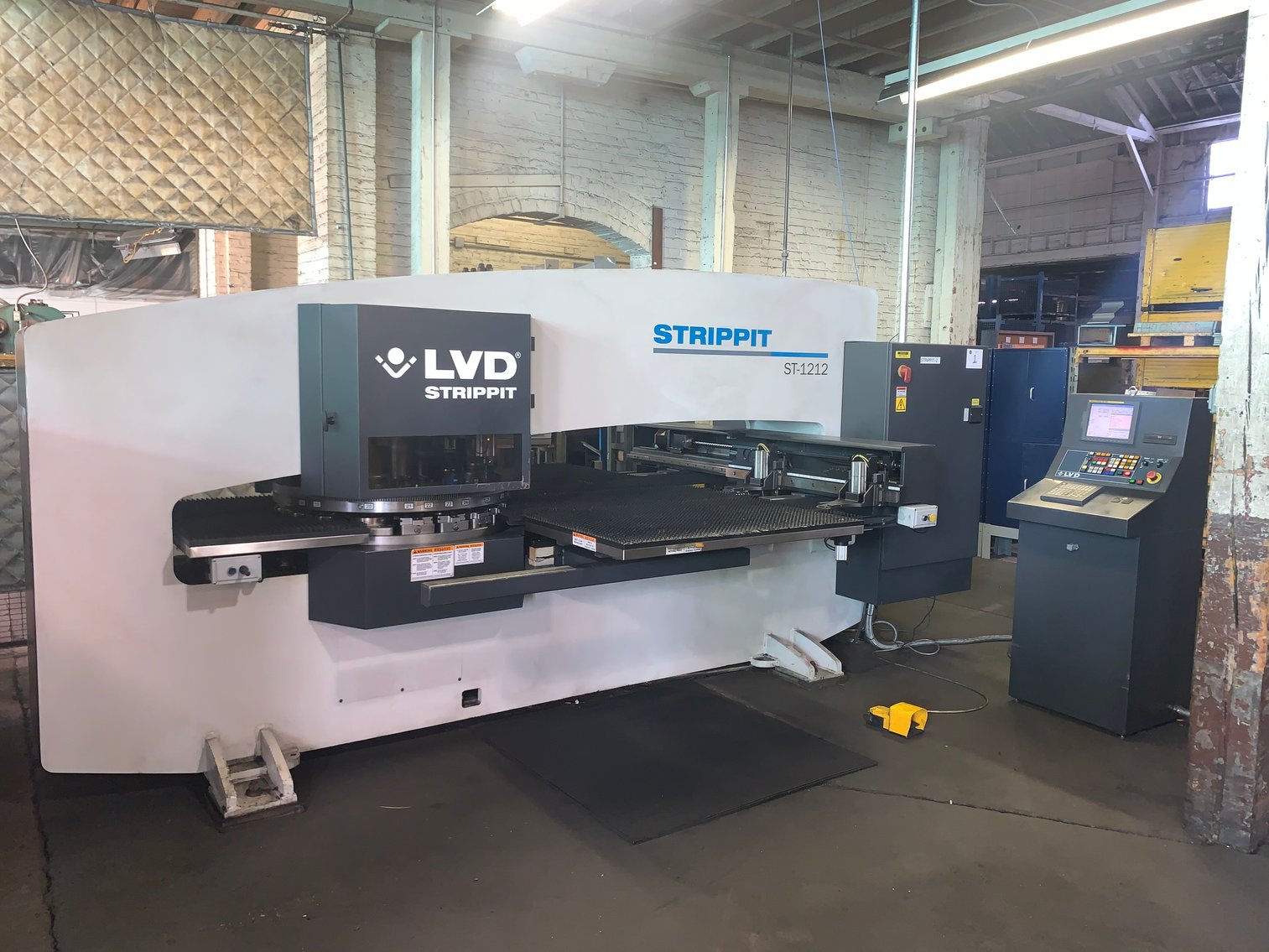 Image for Cleveland, OH: Metal Fabrication Equipment