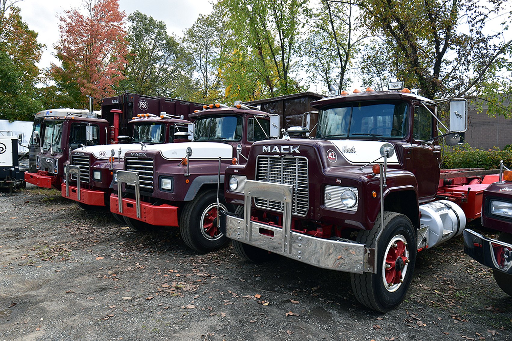 Image for Mack Roll Off Trucks & Compaction Units