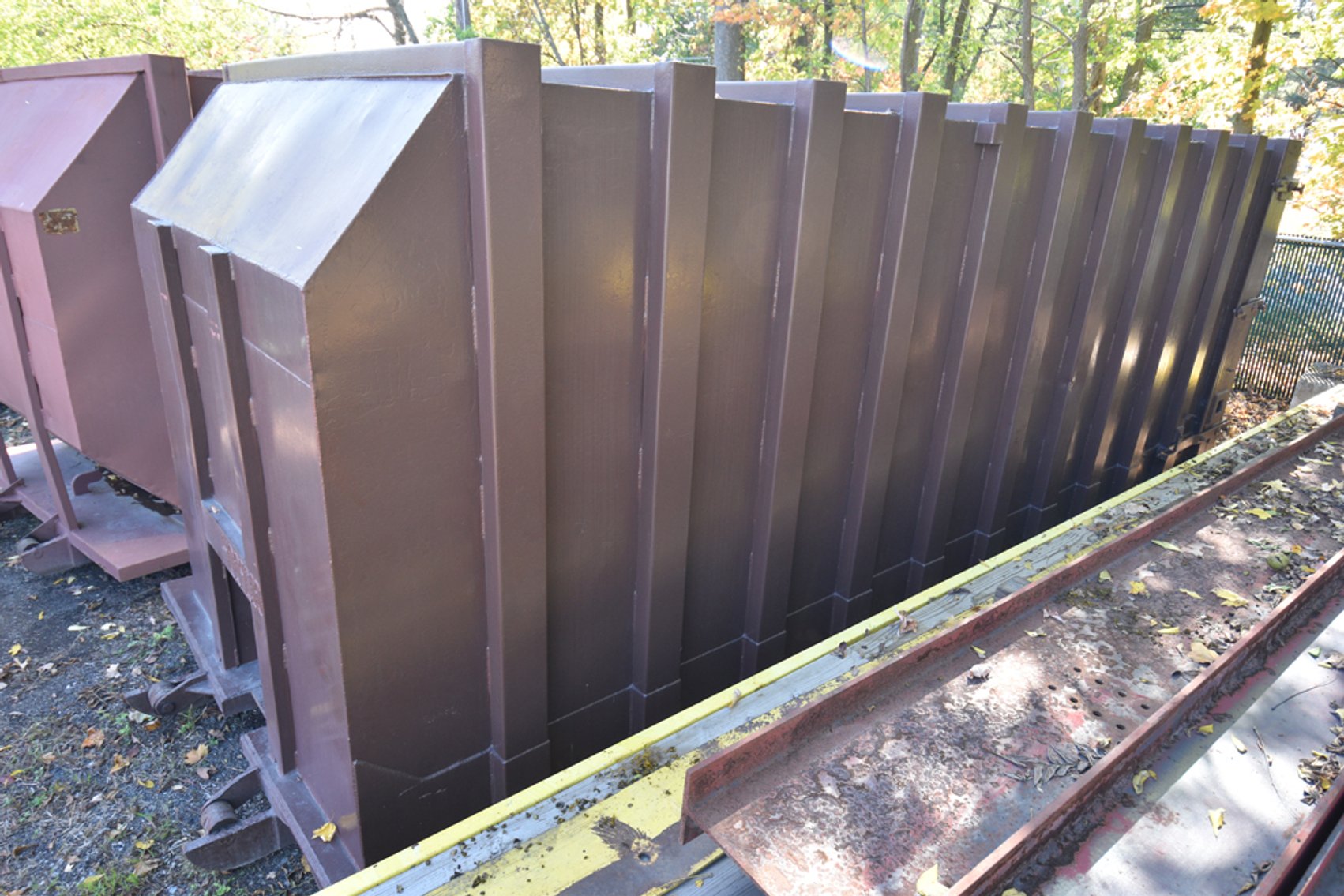 Image for Mack Roll Off Trucks & Compaction Units