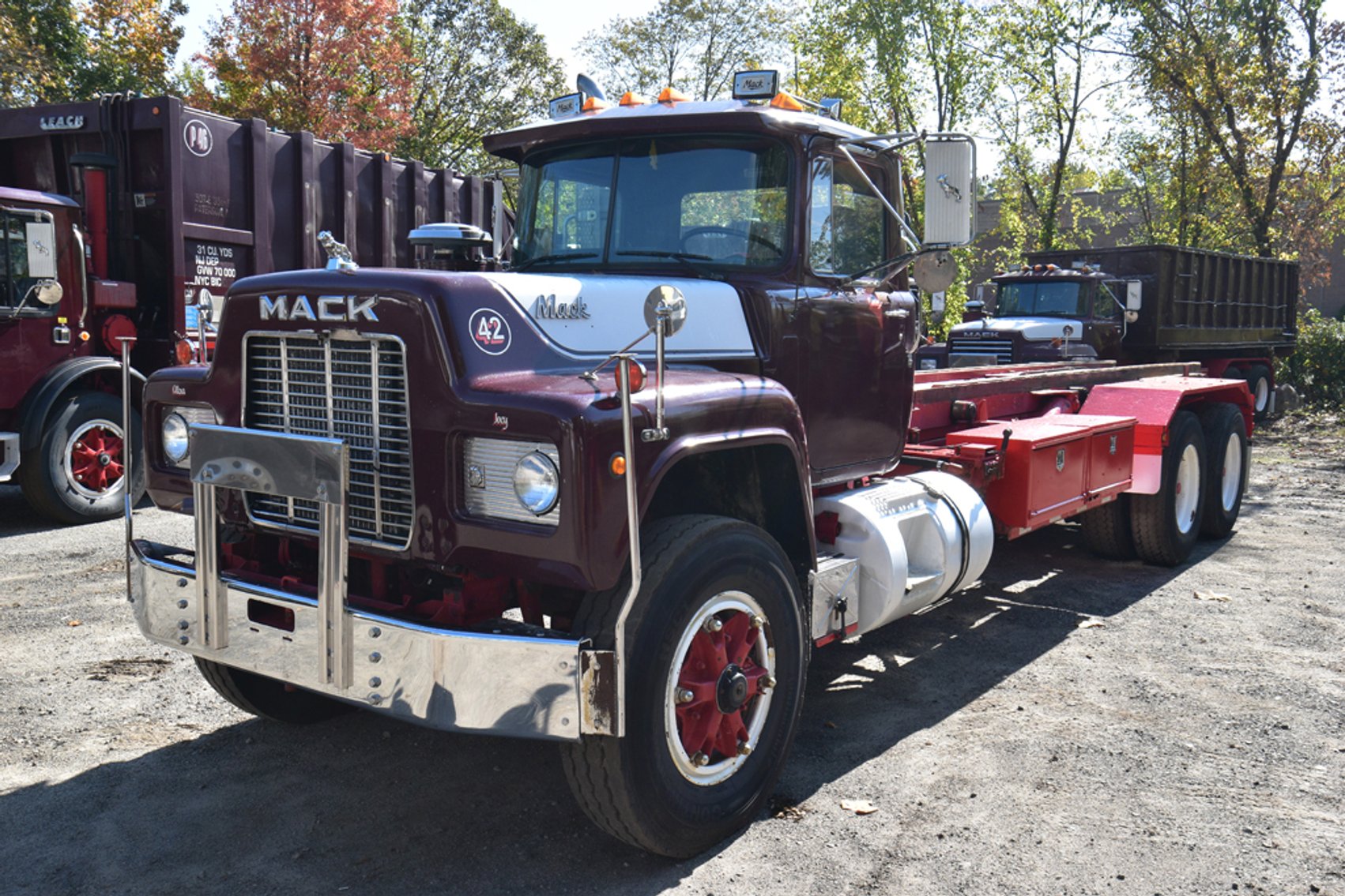 Image for Mack Roll Off Trucks & Compaction Units