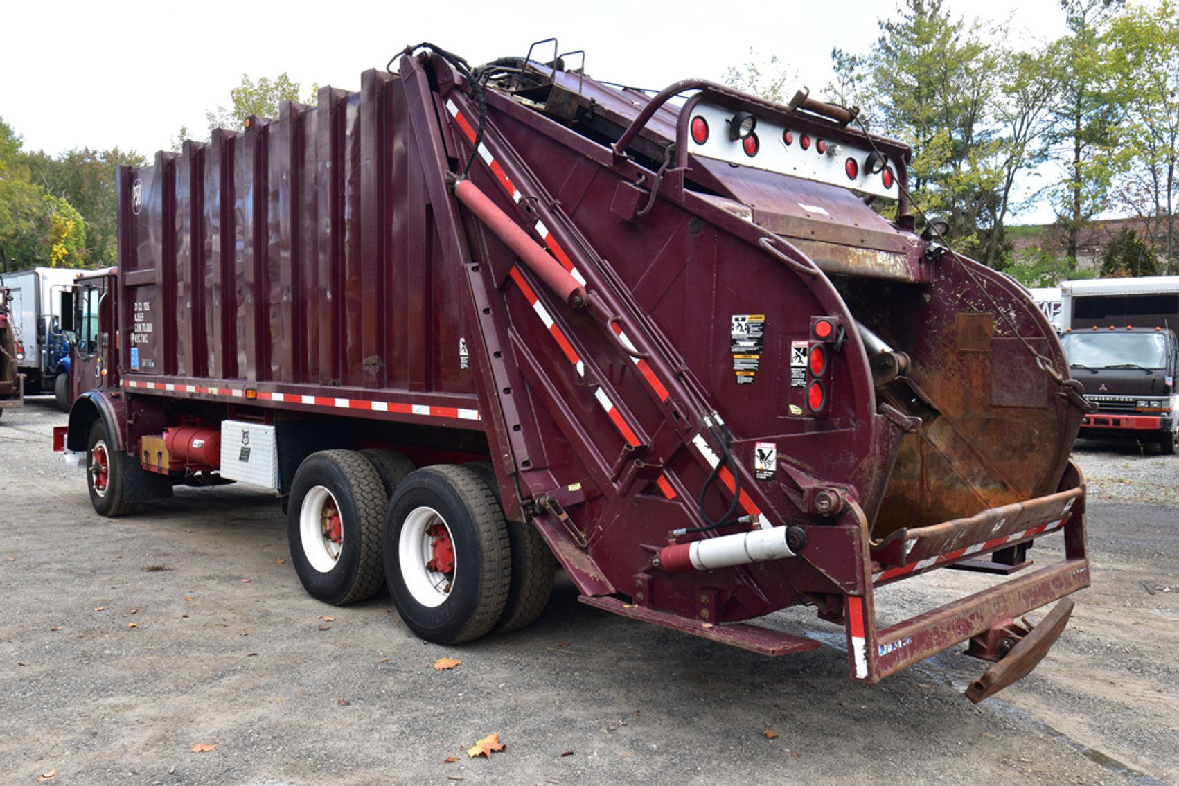 Image for Mack Roll Off Trucks & Compaction Units