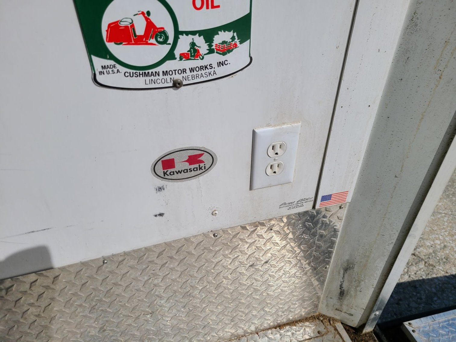 Image for 2012 Royal 25' Enclosed Trailer Online Only Auction!