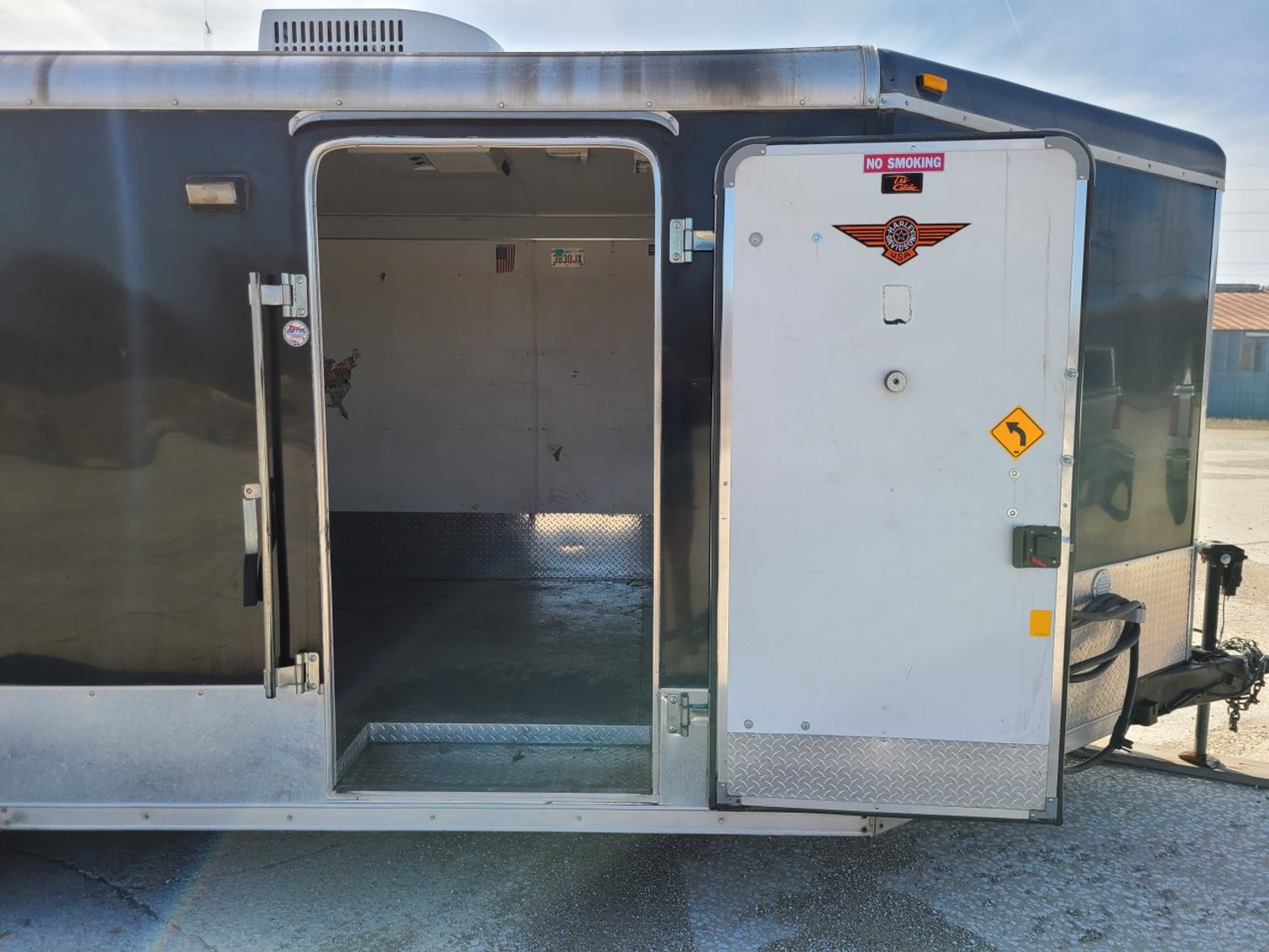 Image for 2012 Royal 25' Enclosed Trailer Online Only Auction!