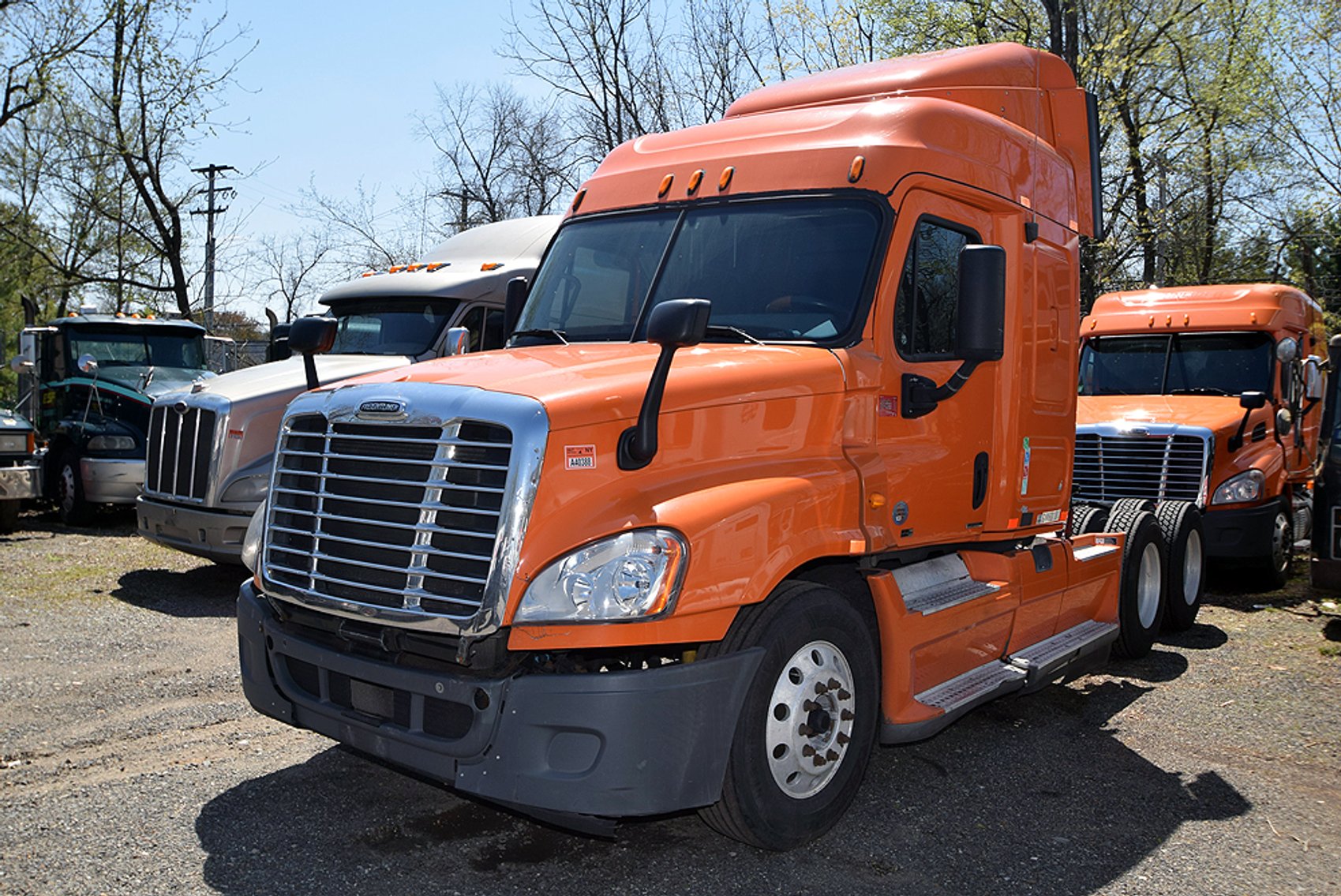 Image for Freightliner & Peterbilt Highway Truck Tractors