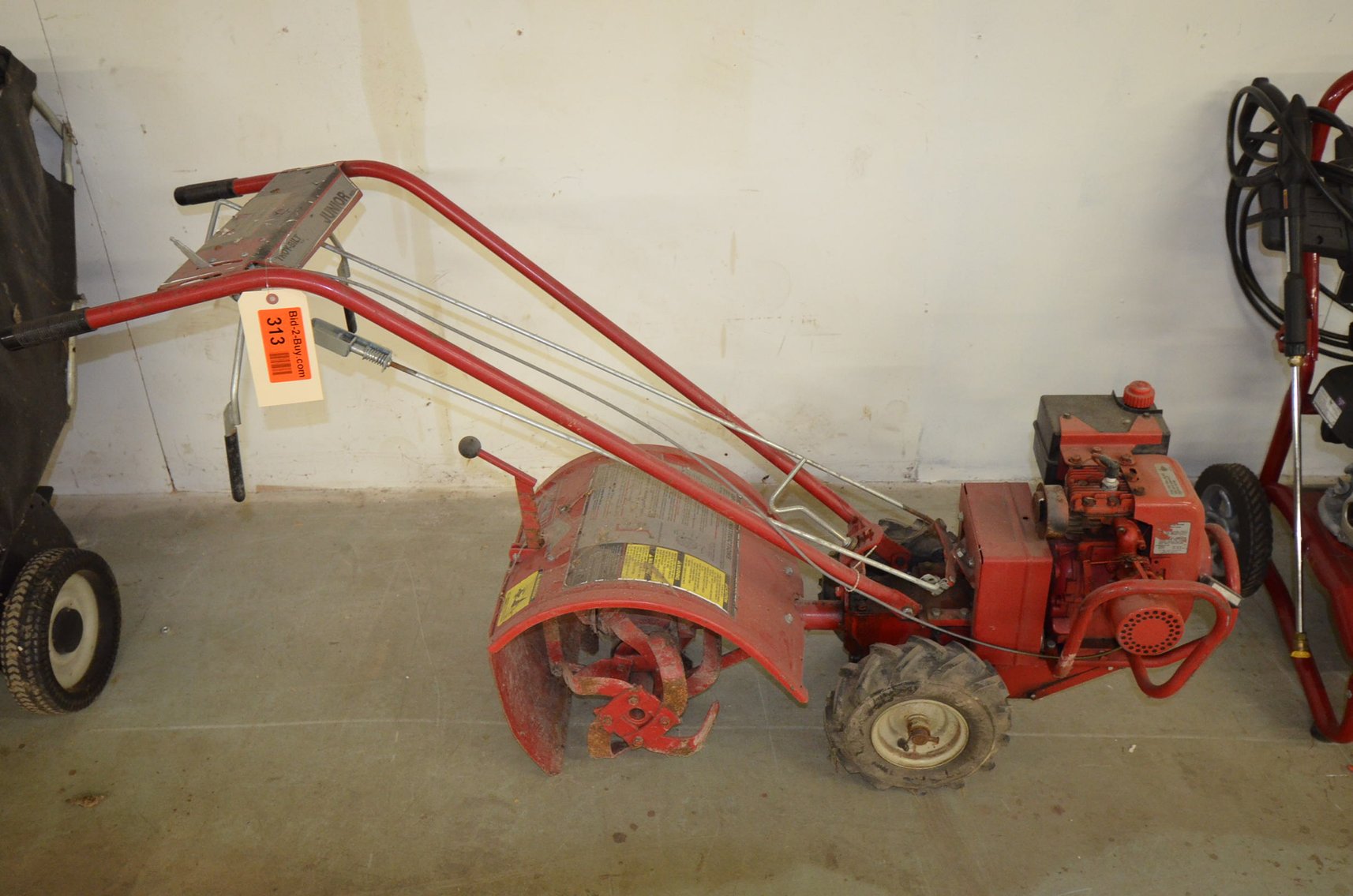 Image for 2000 FORD F350, ENCLOSED TRAILER, 100+ MORGAN  SILVER DOLLARS, 18 STEAMER TRUNKS, TOOLS & MORE!